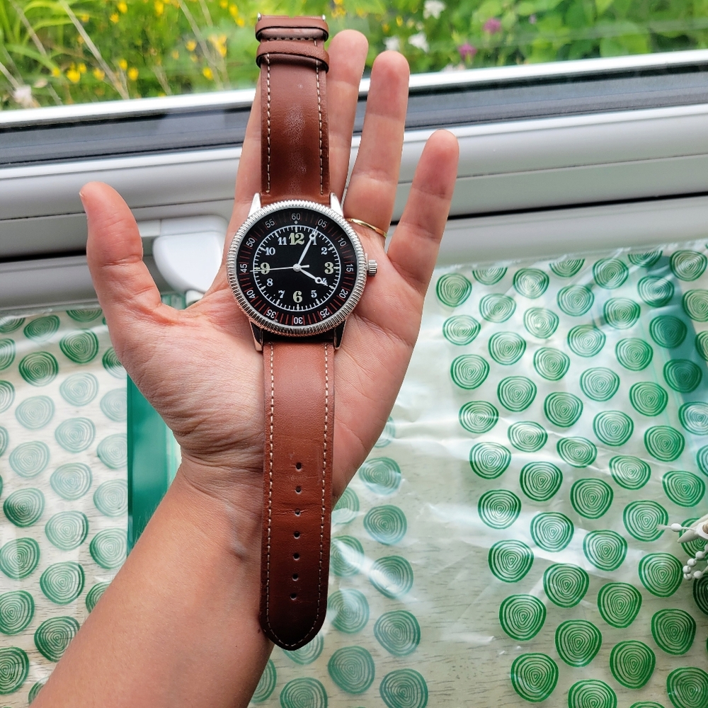 Classic Watch - image 4